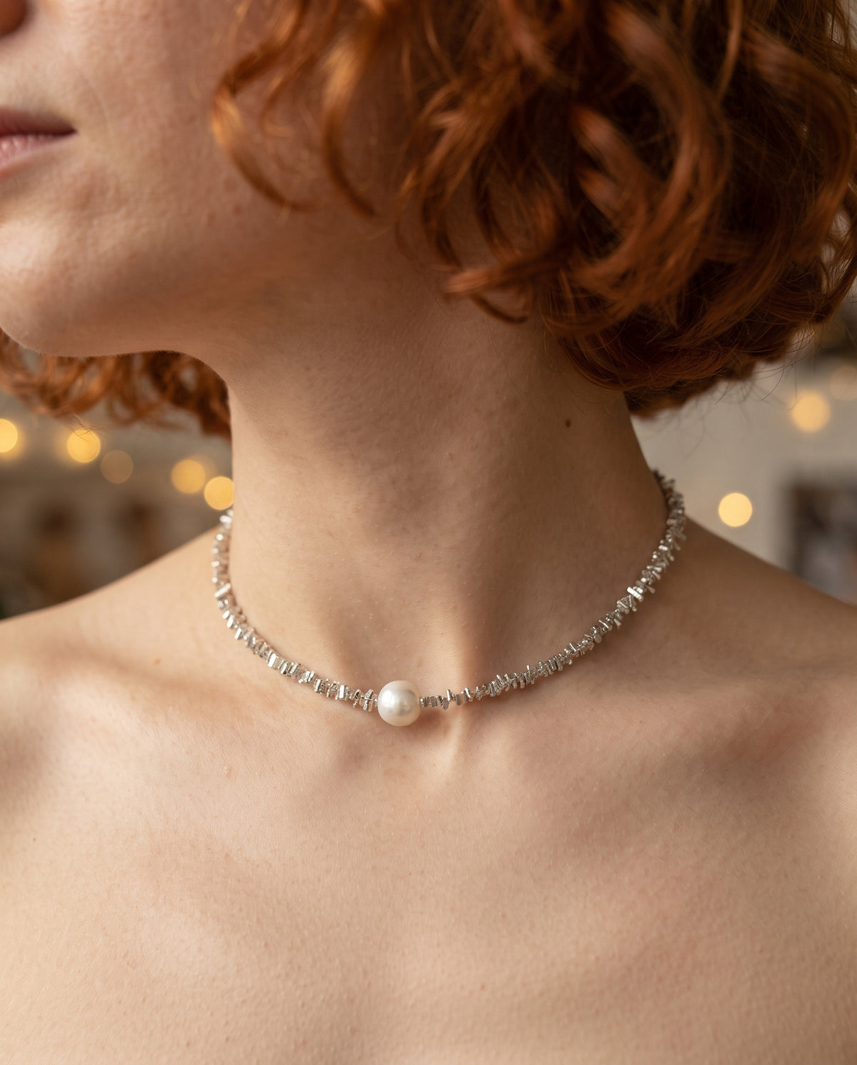 Collier Élégant en Perles – photo lifestyle 3