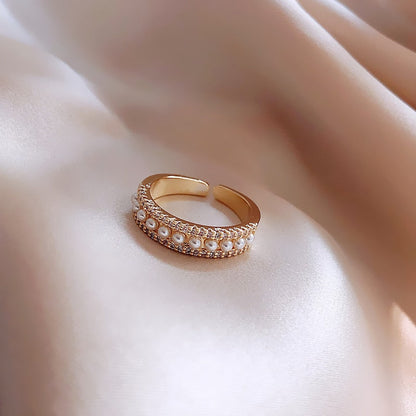 Anillo de Oro de Lujo con Perlas