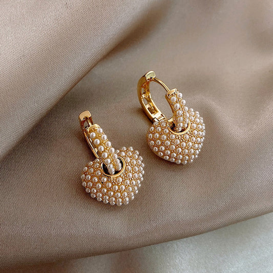 Orecchini Raffinati in Oro e Perle d’Amore