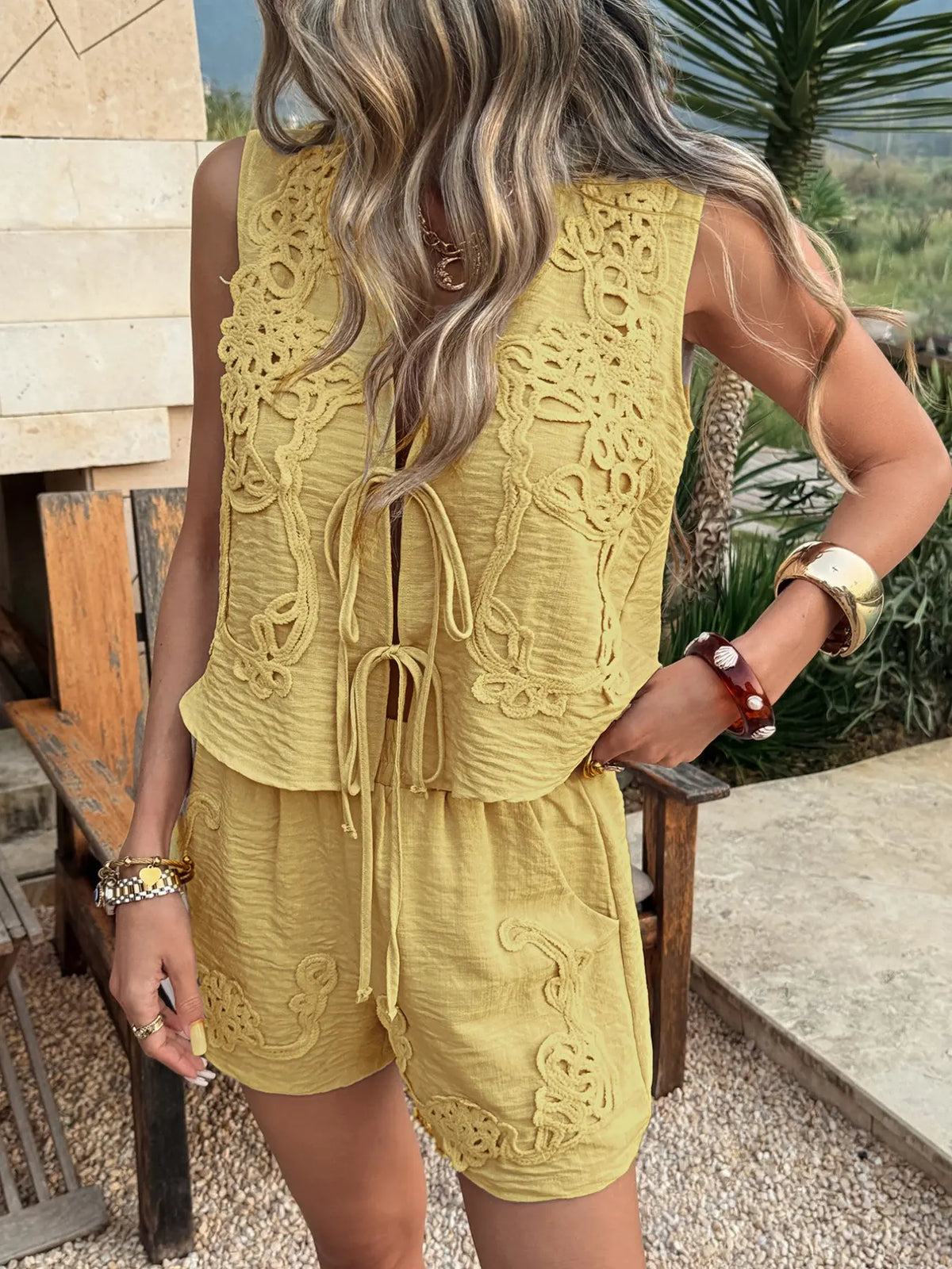 V-Neck Lace-Up Crop Top & Shorts Set – Casual Two-Piece Summer Outfit