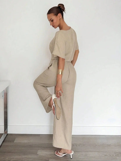 Wide-Leg Pants & Crop Tee Set – Casual Loose-Fit Two-Piece Outfit