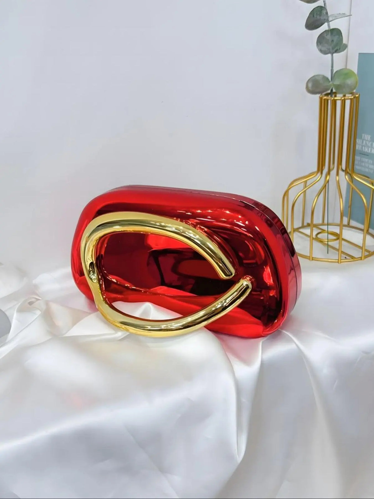 Pochette de soirée à chaîne en rouge