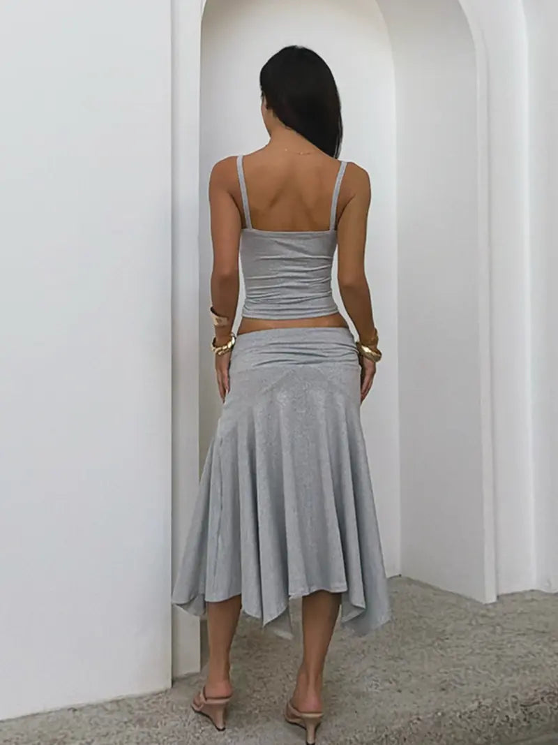 Halter Top & Pleated Skirt Set – Chic Sleeveless Summer Outfit