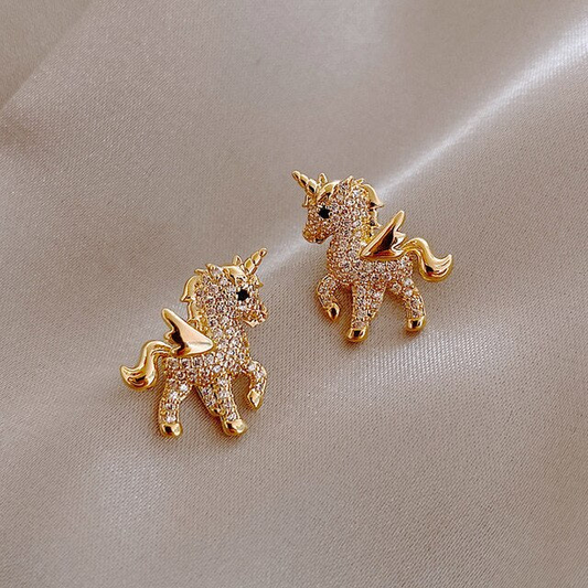 Orecchini Raffinati Unicorno in Oro Scintillante