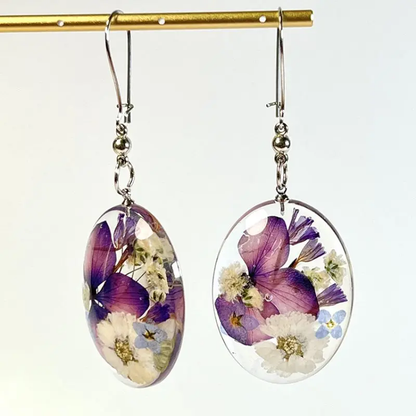 Boucles d’Oreilles Raffinées Vintage Ornées de Fleurs en Cristal