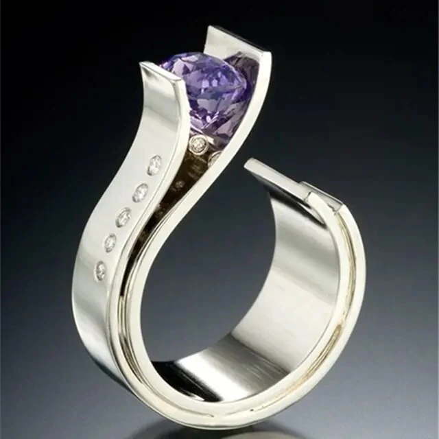 Anello Vintage in Argento con Cristallo Viola