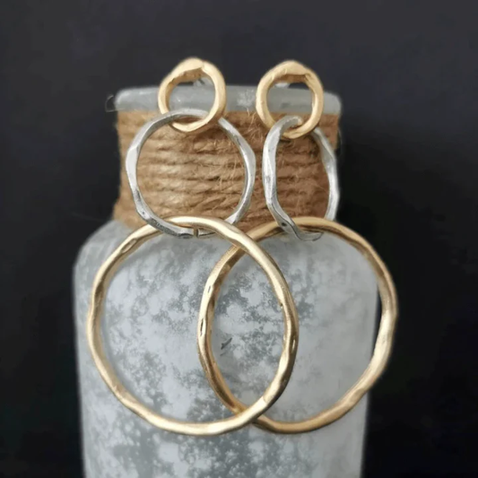 Vintage-Ohrringe aus Gold und Silber im Creolen-Stil
